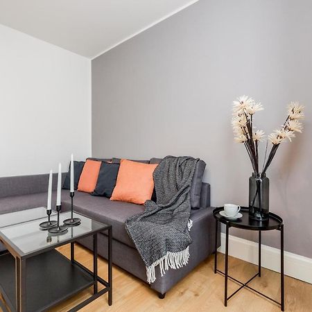 2 Bedrooms Serviced Apartment Excel Exhibition Centre, O2 Arena, Stratford Olympic City, Forest Gate, Central Londra Exterior foto