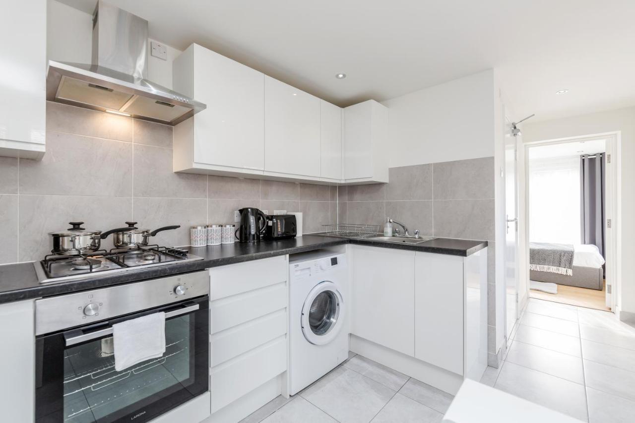 2 Bedrooms Serviced Apartment Excel Exhibition Centre, O2 Arena, Stratford Olympic City, Forest Gate, Central Londra Exterior foto