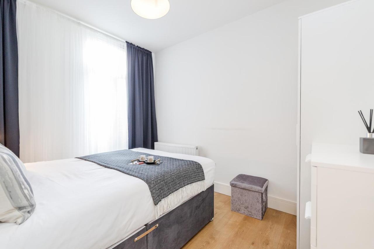 2 Bedrooms Serviced Apartment Excel Exhibition Centre, O2 Arena, Stratford Olympic City, Forest Gate, Central Londra Exterior foto