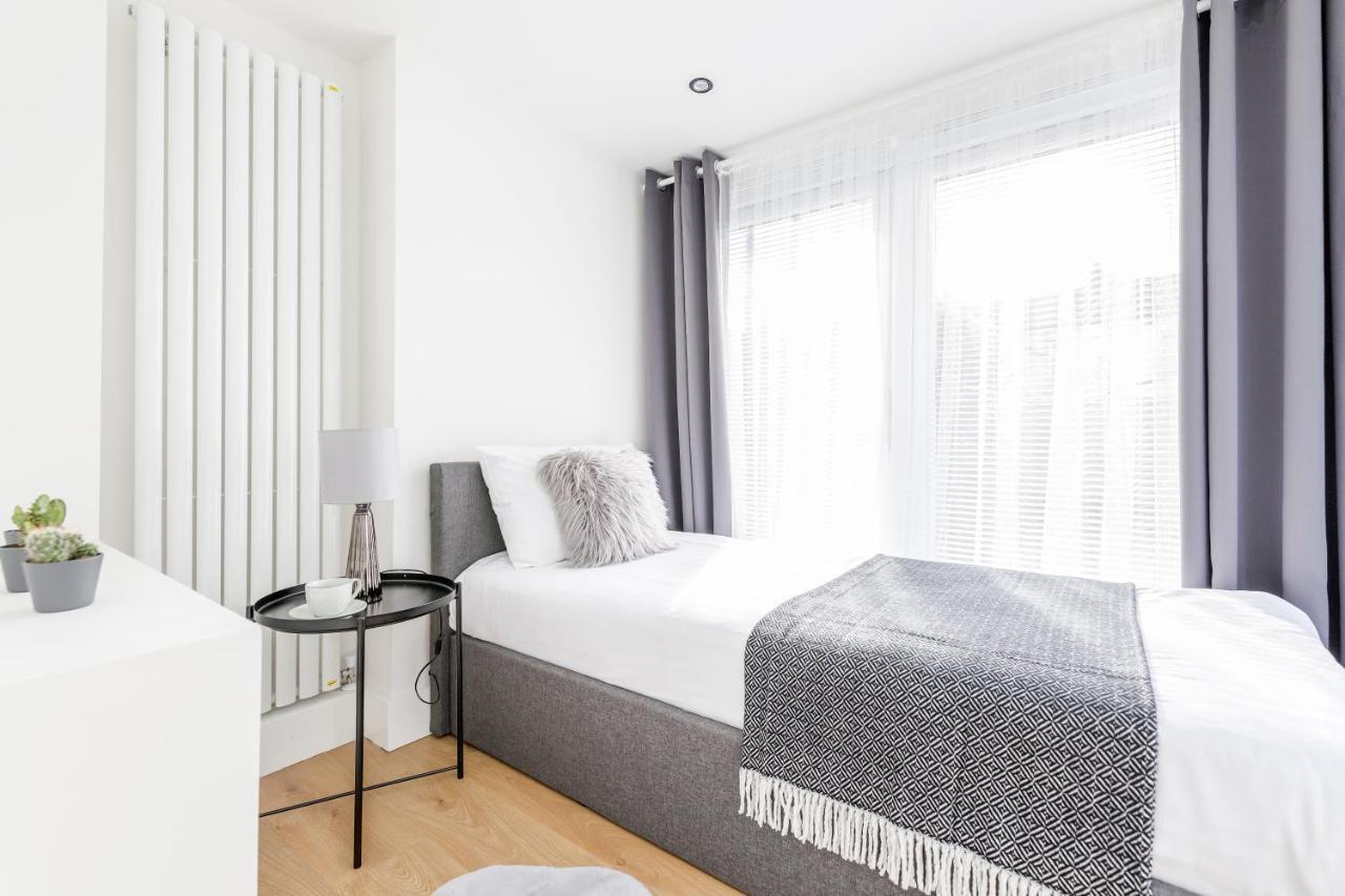 2 Bedrooms Serviced Apartment Excel Exhibition Centre, O2 Arena, Stratford Olympic City, Forest Gate, Central Londra Exterior foto